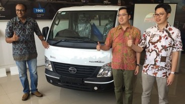 Tata Motors Pasarkan Varian Terbaru Super Ace di Makassar