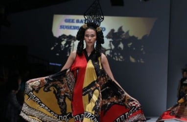 JFW 2018, Gee Batik Menampilkan Koleksi Aksara