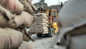 BARANG GALIAN BUKAN LOGAM : Pabrikan Optimistis Jelang Tutup Tahun