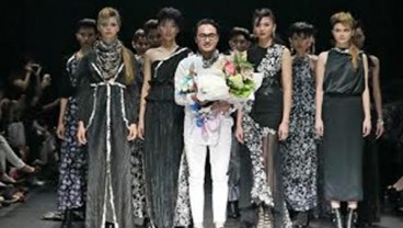 JFW 2018, Barli Asmara Sematkan Songket Jambi di Koleksi Terbarunya 