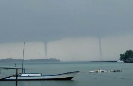 3 Puting Beliung Muncul Bersamaan di Kepulauan Seribu