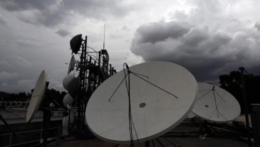 JARINGAN PITA LEBAR : Digicoop Bangun Akses Internet Satelit 