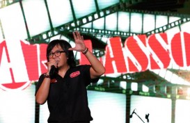 Sandiaga Berjingkrak, Agus Yudhoyono Cari Hiburan di Konser Ari Lasso