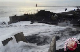 272 Km Pantai di Nusa Tenggara Timur Abrasi