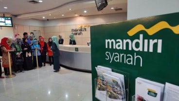 Bank Syariah Mandiri Berangkatkan Umrah 50 Marbot Masjid