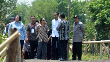 Petani Diimbau Kelola Hutan Sosial Secara Produktif