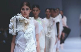 Baju Bodo Karya Dosen ITB Dipamerkan di Jakarta Fashion Week
