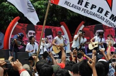Kahiyang Menikah, 30 Bis Berisi Relawan Jokowi 'Serbu' Kota Solo