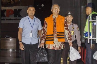 LOGISTIKOS : Tugas Berat Menata Sektor Perhubungan Laut