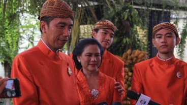 Presiden Jokowi Ternyata Masih Kerja Meski Sibuk Siapkan Pernikahan Kahiyang