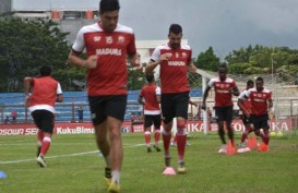 Prediksi Madura United Vs Bhayangkara FC: Laskar Sapeh Kerrab Belum Mau Menyerah