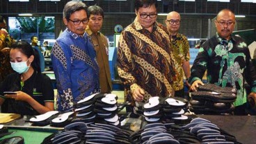 INDUSTRI ALAS KAKI : Impor Bahan Baku Masih Tinggi