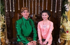Kahiyang Resmi Menikah, Kaesang Pamer Foto Bareng Pacar. Segera Menyusul?