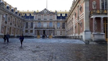 WISATA KAPAL PESIAR PARIS & NORMANDIA: Eiffel, D-Day, dan Kemegahan Istana Versailles   