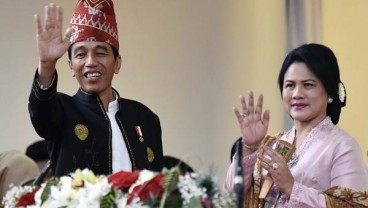 KTT ASEAN Ke-31: Presiden Jokowi dan Ibu Negara Bertolak Menuju Manila