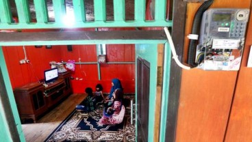 KABAR PASAR 14 NOVEMBER: Dampak Penyederhanaan Golongan Listrik, Bappenas Klaim Daya Beli Tak Turun 