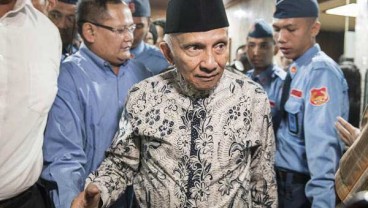 Amien Rais Pidato Sebelum Masuk ke Ruang Sidang Vonis Buni Yani