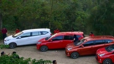 PENJUALAN MOBIL OKTOBER: Pangsa Pasar Grup Astra Anjlok 