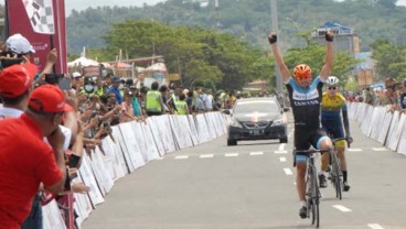 Etape I Tour de Singkarak Milik Pebalap Sepeda Jerman