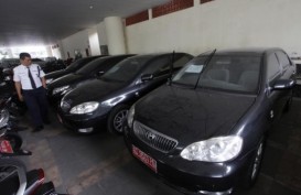 DPRD Kab. Cirebon Kembalikan Puluhan Mobil Dinas Ke Pemda
