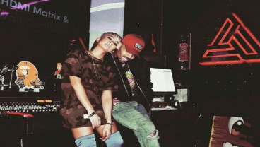 Agnez Mo Bakal Kolaborasi dengan Chris Brown?