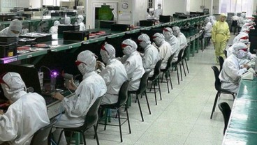 Rakit iPhone X, Foxconn Dilaporkan Eksploitasi Siswa Magang Kerja Lembur