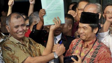 Partai Golkar Pertahankan Setya Novanto, Ray Rangkuti: Tidak Ada Alasan