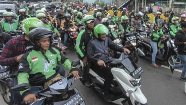 Siang Ini, Pengemudi Ojek Demo di Depan Istana