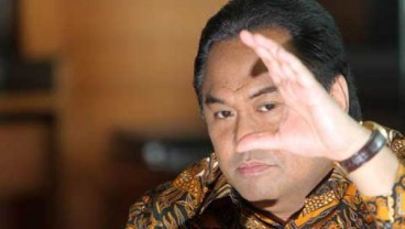 PEMBUKAAN GERAI CHATERAISE : Rachmat Gobel, dari Bisnis Elektronik ke Kue Basahn