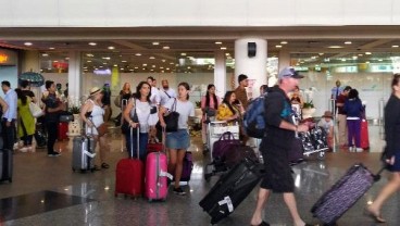 Sebaran Abu Gunung Agung Tak Berdampak di Bandara Ngurah Rai