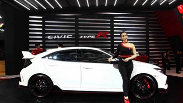 Komunitas Civic Type R Jajal Sirkuit Sentul