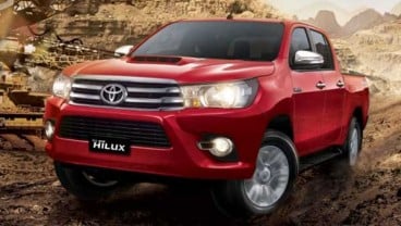 PRODUK KOMERSIAL TOYOTA: Penjualan Hilux Melejit, Dyna Turun