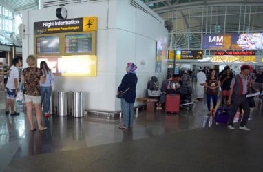 Gunung Agung Meletus, 3 Penerbangan Surabaya-Denpasar Dibatalkan