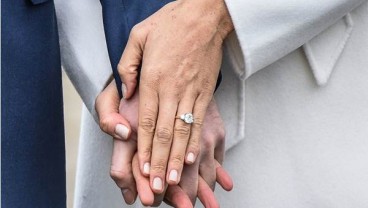 Cincin Tunangan Meghan Markle Dirancang oleh Pangeran Harry, Ini Kisaran Harganya