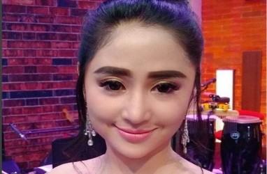 Dewi Persik Tolak Tawaran Sandiaga Uno jadi Duta Transjakarta