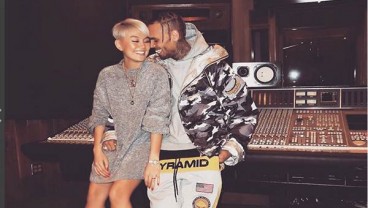 Foto Mesra Chris Brown dan Agnez Mo Bikin Penasaran Netizen