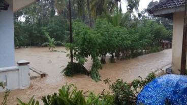 Banjir di Pacitan Tahun Ini Paling Parah Kata Warga