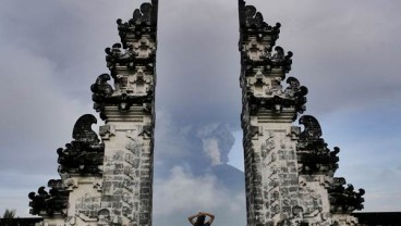 ERUPSI GUNUNG AGUNG : Penumpang di Pelabuhan Lembar Terus Meningkat