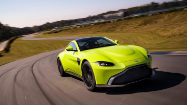 AUTOVAGANZA :  Vantage Realisasi Mimpi Fans James Bond
