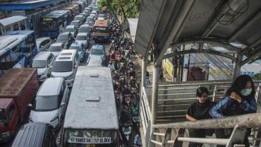 KEMACETAN DI JABODETABEK  : MTI Usul Pemindahan Ibu Kota