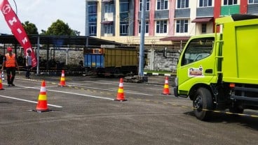 Hino Dutro Safety Driving Competition, Sopir Medan Adu Tangkas dan Kepatuhan