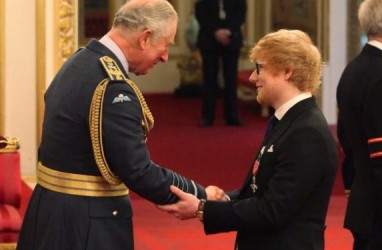 Dinilai Berjasa, Ed Sheeran Dapat Penghargaan dari Pangeran Charles