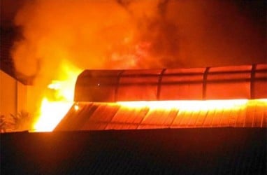 Pasar Gembrong Lama Terbakar   