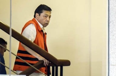 KORUPSI E-KTP: Ditanya Nama, Setya Novanto Diam Saja. Mogok Bicara?