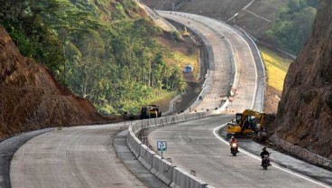 Proyek Tol Bawen-Yogyakarta Dipastikan Molor