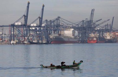 ANGKUTAN LAUT   : RI Tertinggal Kembangkan Pelabuhan 