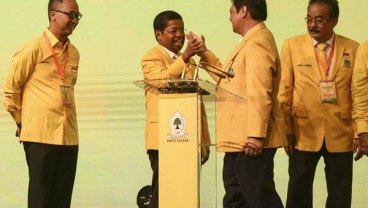 JABATAN KETUA DPR : Kejutan Beringin Tahun Depan