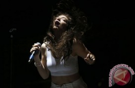 Lorde Batalkan Konser di Israel