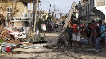 Hadapi Topan Tembin, Vietnam Bersiap Ungsikan Jutaan Warganya