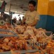 Harga Daging Ayam dan Cabai di Pasar Legi Naik